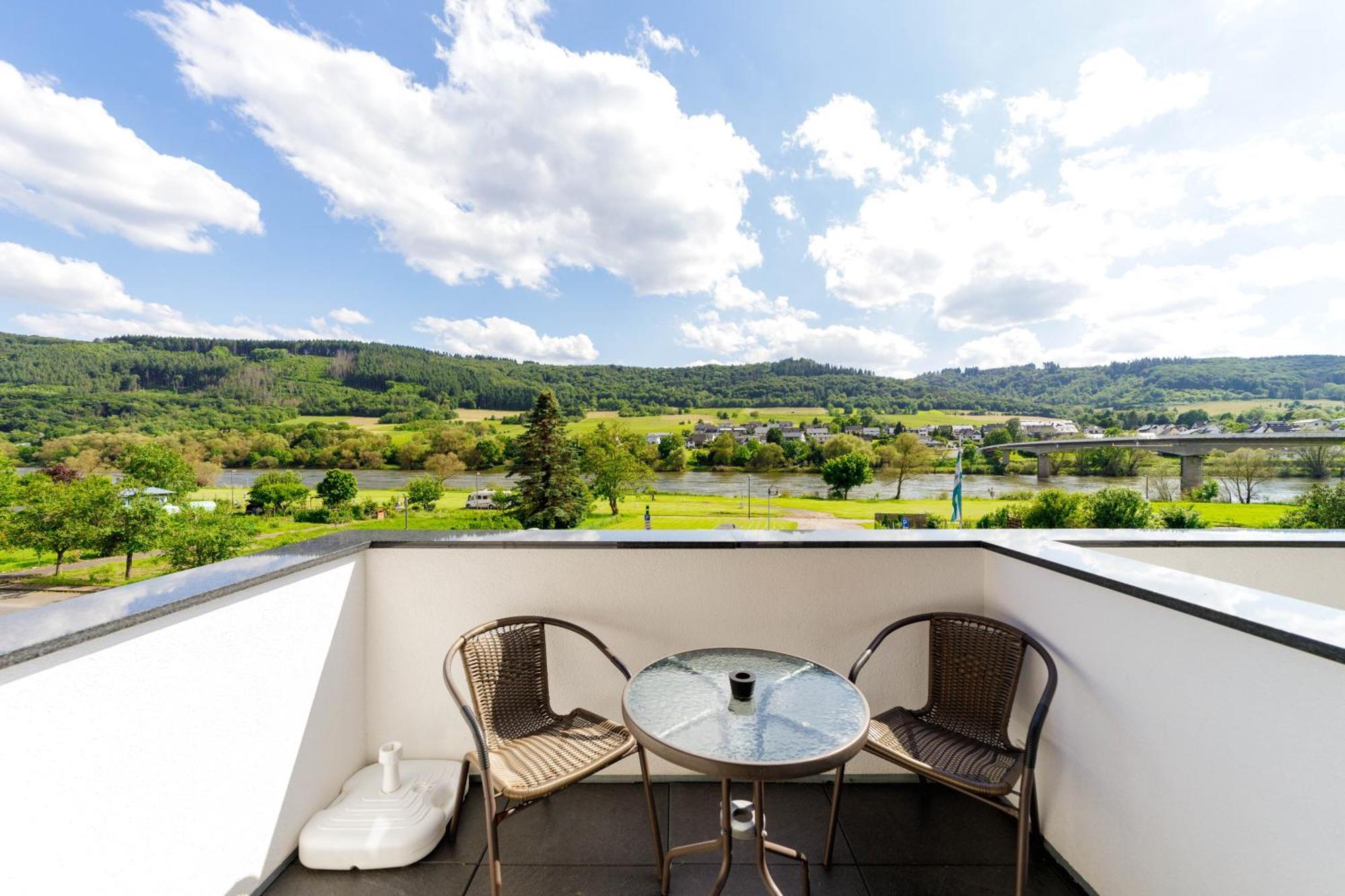Vonmos Moselblick Apartments Kinheim Dış mekan fotoğraf